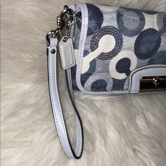 COACH Kristin Sequin Op Art Canvas Large Wristlet in blue denim - Picture 4 of 11